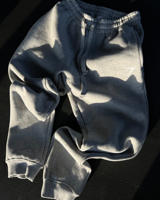 GYMSHARK GREY SWEATPANTS