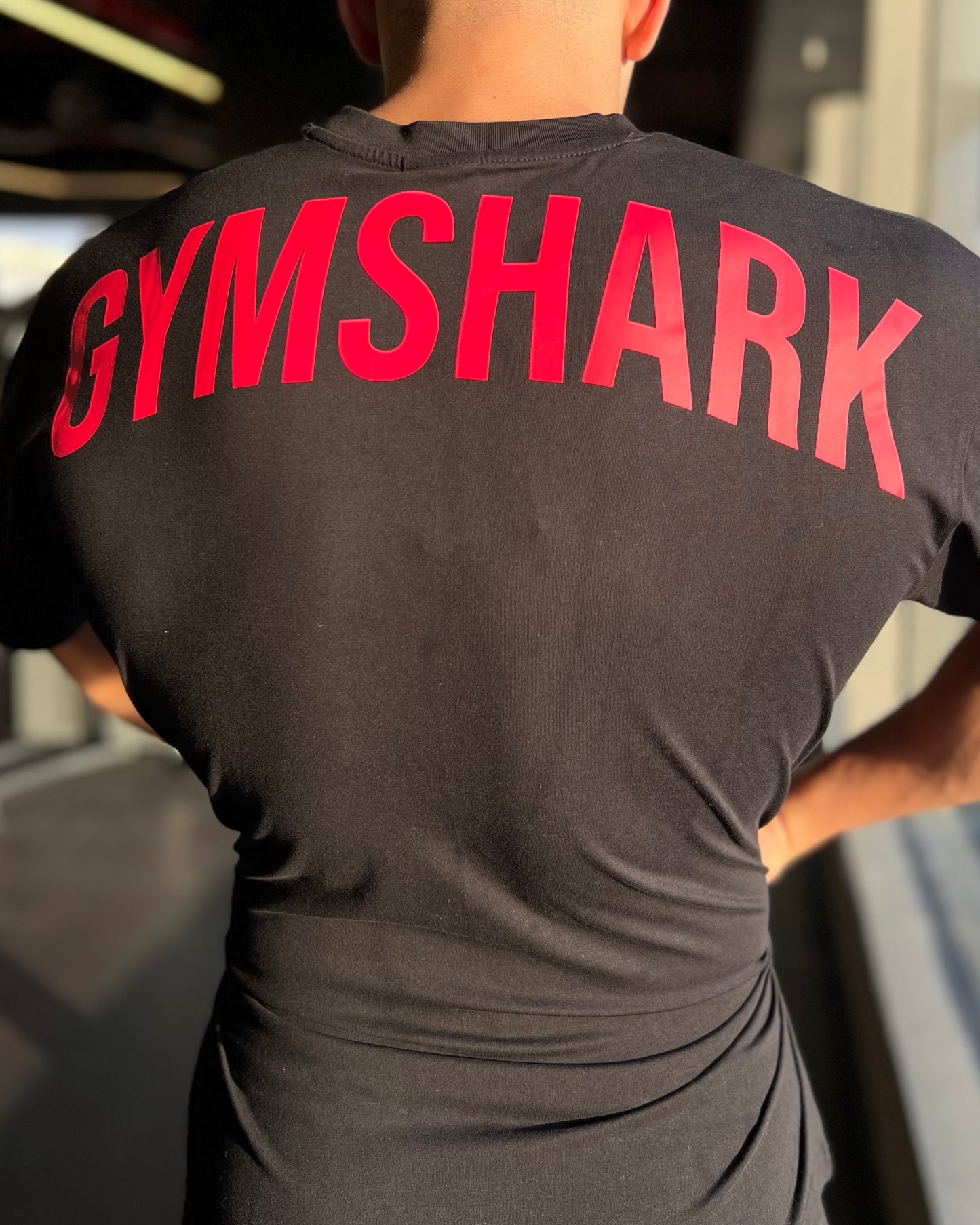 GYMSHARK PUMP COVER RED