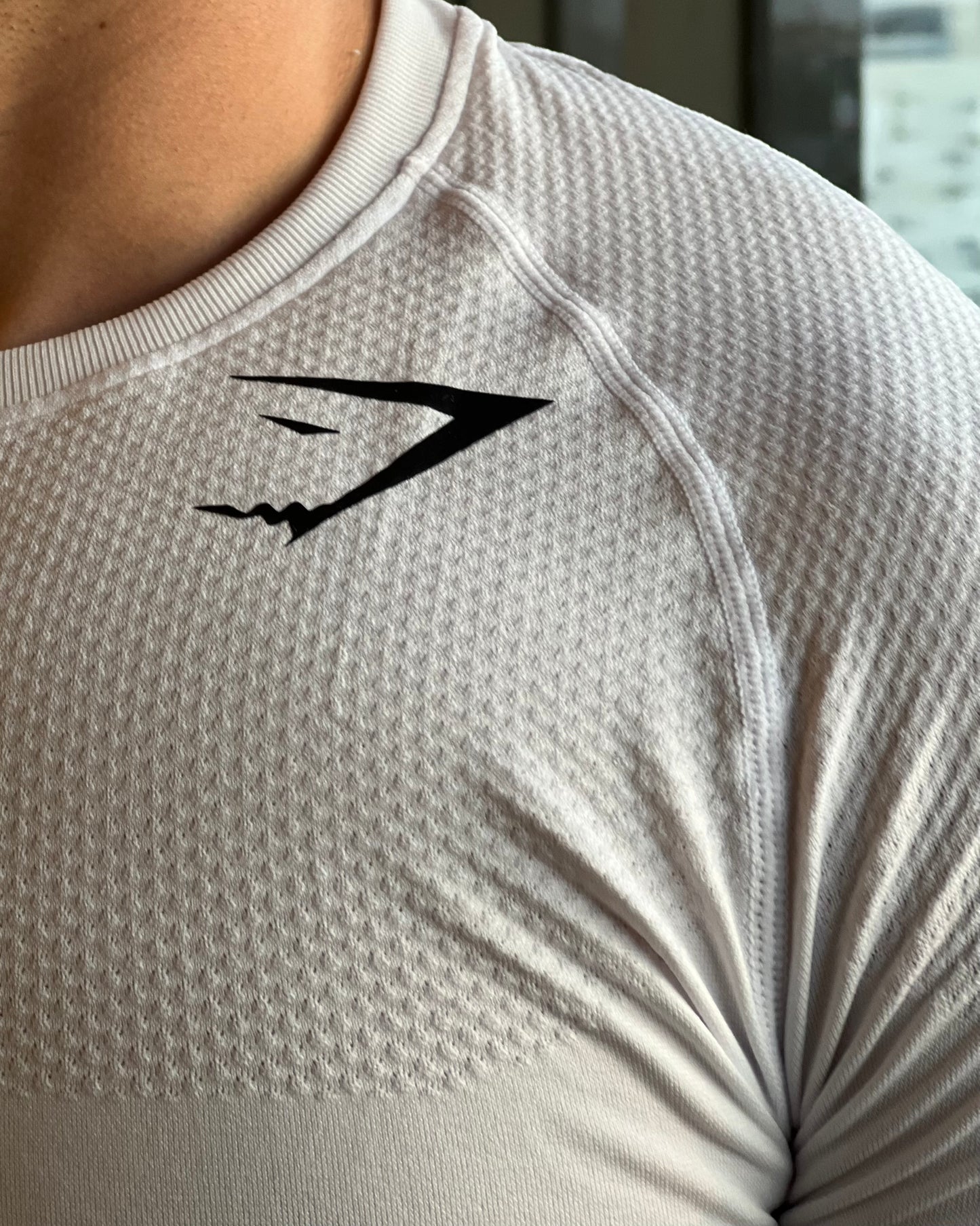 GYMSHARK WHITE COMPRESSION